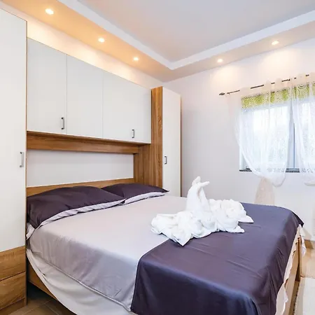 Four-bedroom In Сasa de vacaciones