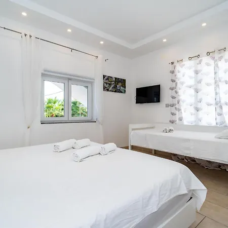 Four-bedroom In Сasa de vacaciones