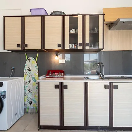 Σπίτι διακοπών Four-bedroom In Islam Latinski