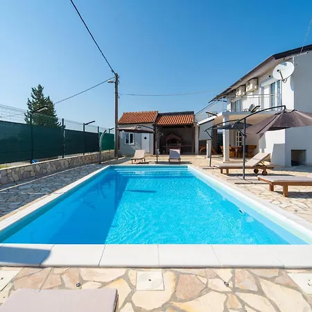 Four-bedroom In Сasa de vacaciones *