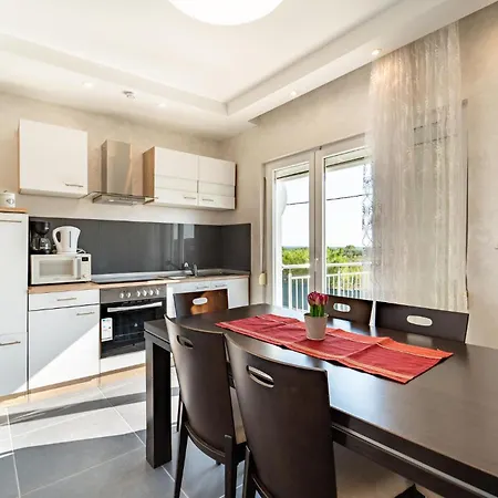 Дом отдыха Four-bedroom In *