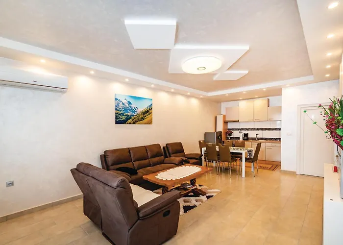 Four-bedroom In Дом отдыха