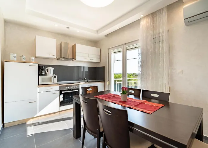 Дом отдыха Four-bedroom In *