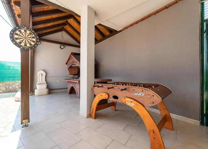 Дом отдыха Four-bedroom In